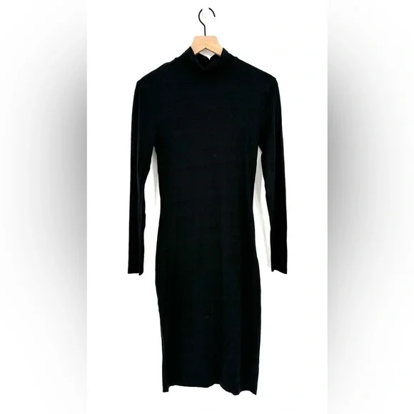 Basic Designer Bundle 4 Pieces Tops and Dress Size XS - S Everlane AG Nordstrom - Picture 6 of 10